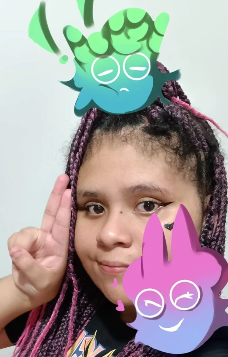 Júlia Bueno — Diretora de arte e design visual da BERA Produções